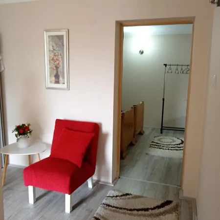 Etno Dusnik * Gadzin Han